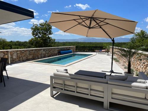 Hideaway Stonehouse pool for 2 Dalmatia Imotski