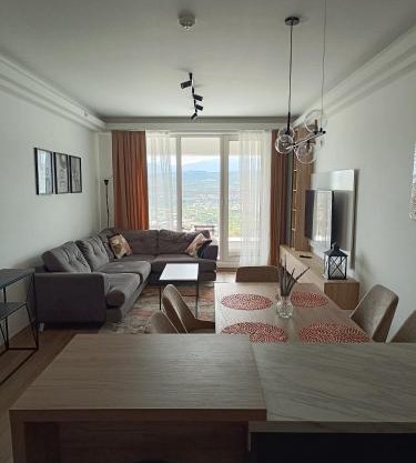 High Apartment