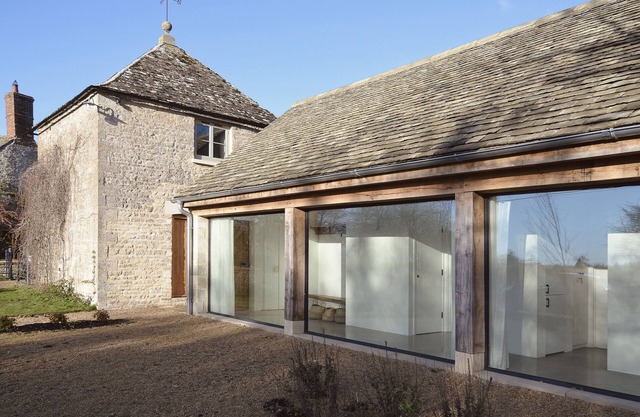 HIGH COGGES FARM HOLIDAY COTTAGES – THE CART SHED in Witney