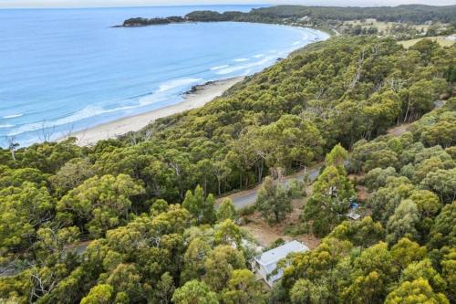 High View House - Views over Pirates Bay