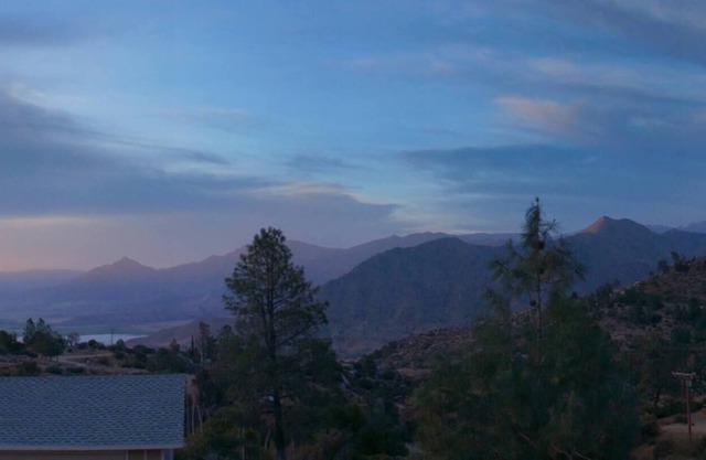 Highland Views - Overlooking the Kern River Valley