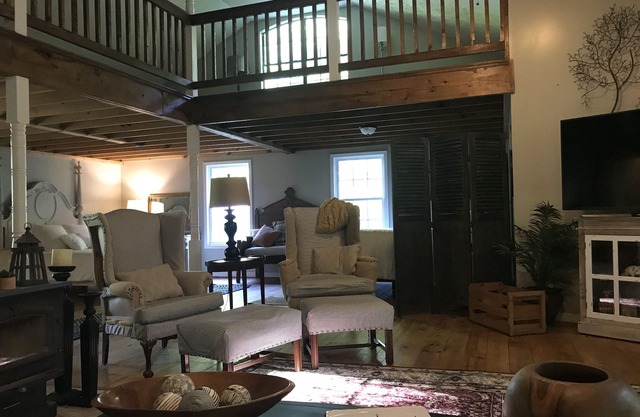 Hillside Loft at Window Cliff Valley at Burgess Falls