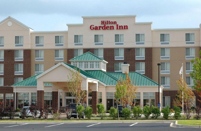 Hilton Garden Inn Naperville/Warrenville