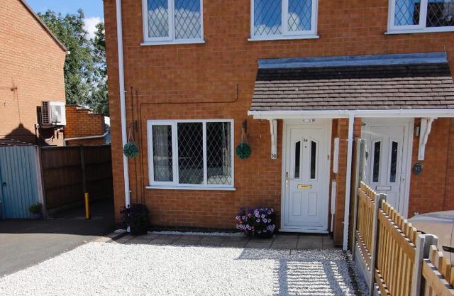 Hinckley Home Sleeps 5 Complete House