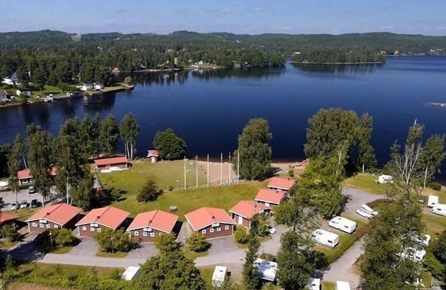 Hindås lake cabins