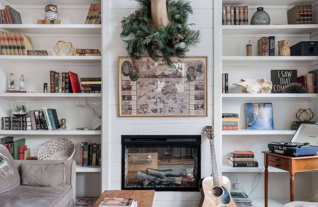 Hip, Cozy Cottage with a Fire Pit in Cleveland Park