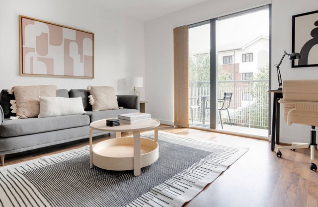 Hip Islington 2BR w/Day Porter & Balcony, nr Kings Cross, by Blueground