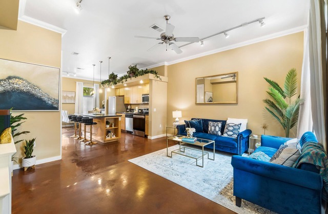 Hip & vibrant townhome near downtown with private patio, grill, AC, and WiFi