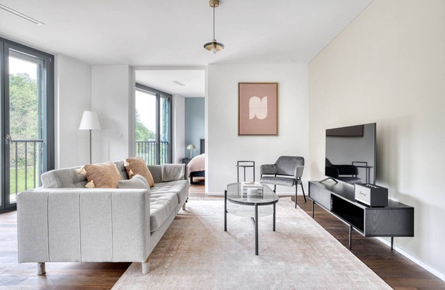 Hip Wollishofen 2.5 Room w/W/D & Storage, near Market, by Blueground