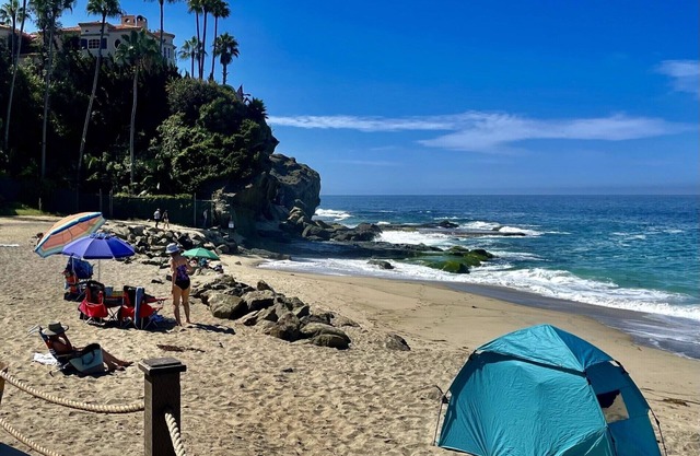 Historic beach cottage in beautiful Laguna Beach