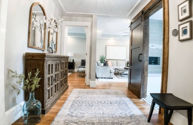 Historic Bldg - Luxury Apt 6A