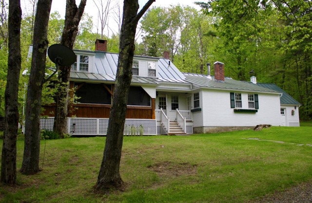 Historic Butternut Cottage - First home of actress Bette Davis in Sugar Hill, NH