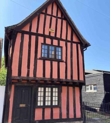 Historic Cambridgeshire Cottage