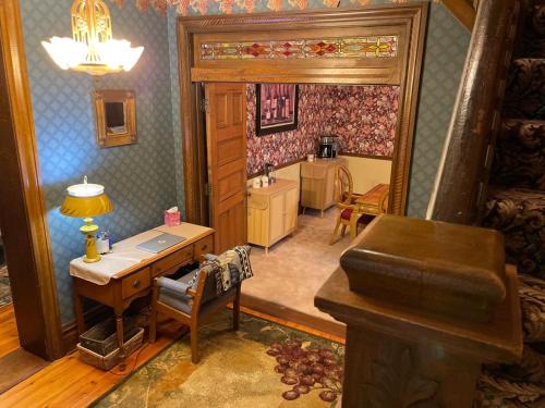 Historic & Charming Home just Steps from Deer Creek Winery