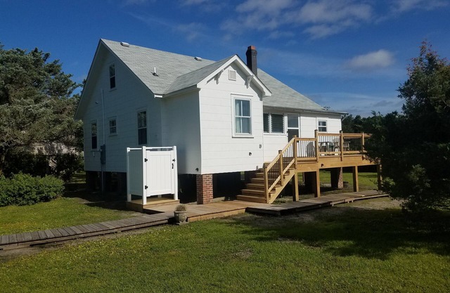 Historic Cottage with great Lighthouse View-3BR/2BA-Ocracoke Island