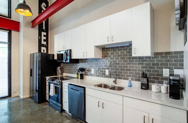 Historic Downtown Loft with Modern Flare