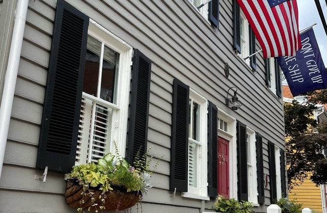 Historic Downtown Luxury. Your own oasis but close to everything with parking