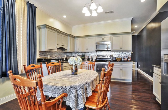 Historic Garden District 2-Story Home-Large group approved
