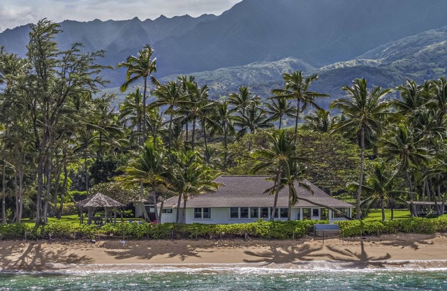 Historic Hawaii Beachfront Estate w/ Modern Design
