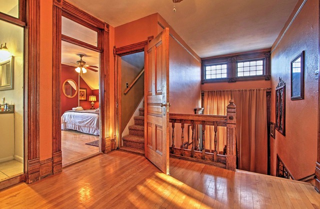 Historic Helena Home w/Mtn Views - 2 Mi to Dtwn!