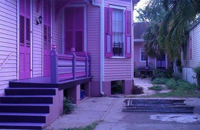 Historic Marigny residence, open floor plan, near Frenchman & Bourbon St.