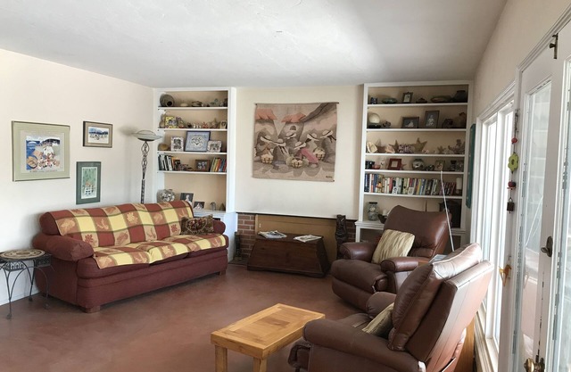 Historic Neighborhood Home only .5 mile walk to U of A