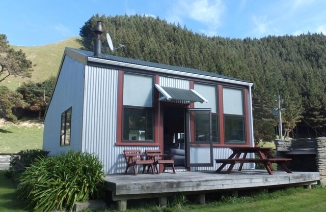 Historic Former Whaler's School Cottage