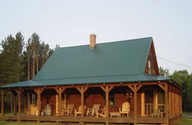 Historic Skanee Cabin in the woods