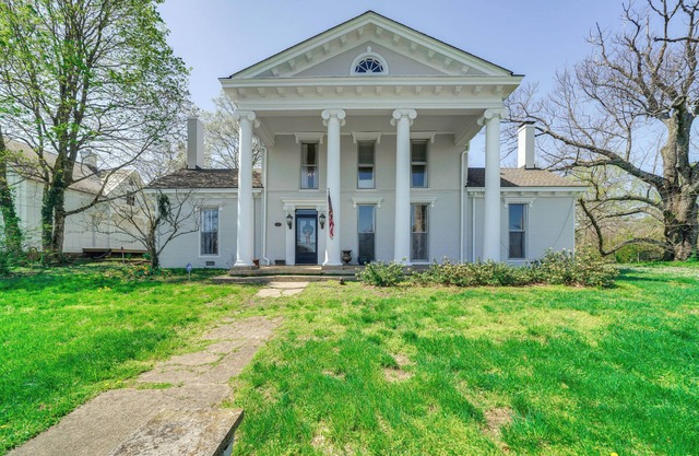 Historic & Spacious Family Home in Nicholasville!