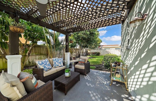 Historic West Palm Beach Casita
