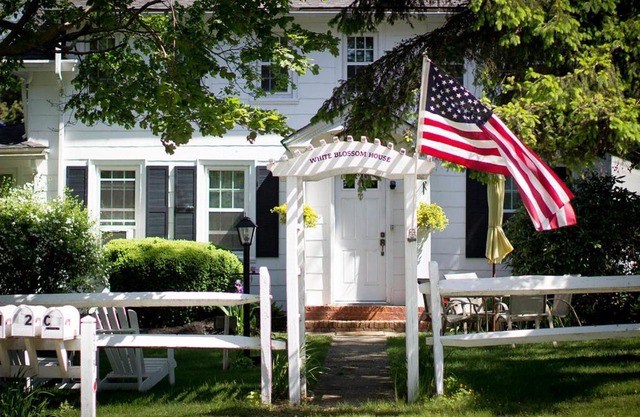 Historic White Blossom House