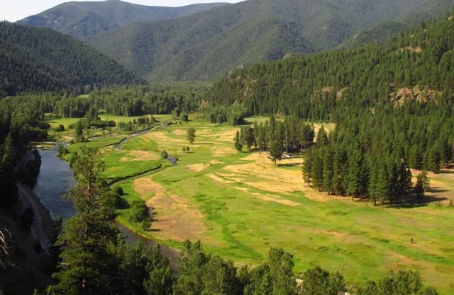 Historical guest quarters on Rock Creek