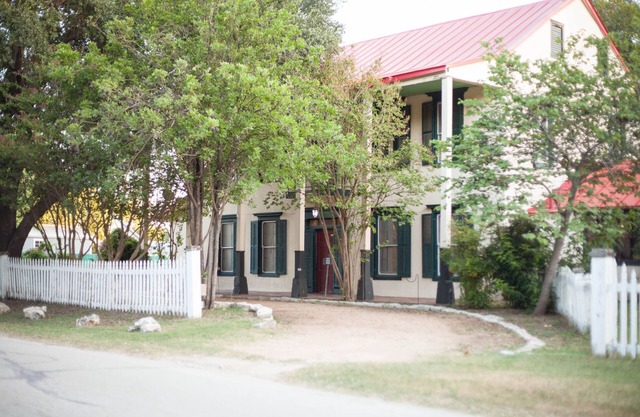 Historical Hotel Tarde in the heart of Castroville (Entire Hotel)