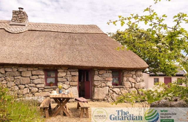 Historical Thatched Cottage @ Multi-Award-Winning Cnoc Suain