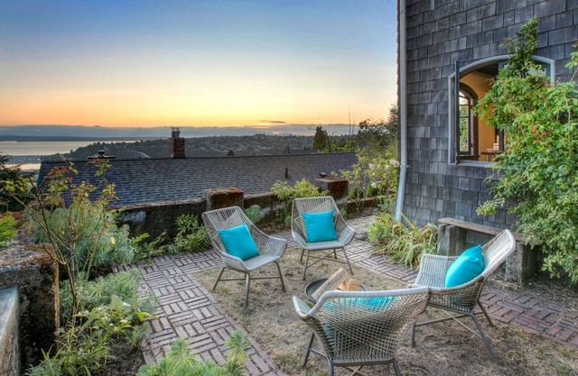 Historical Villa Queen Anne 5br PanoramicWaterView