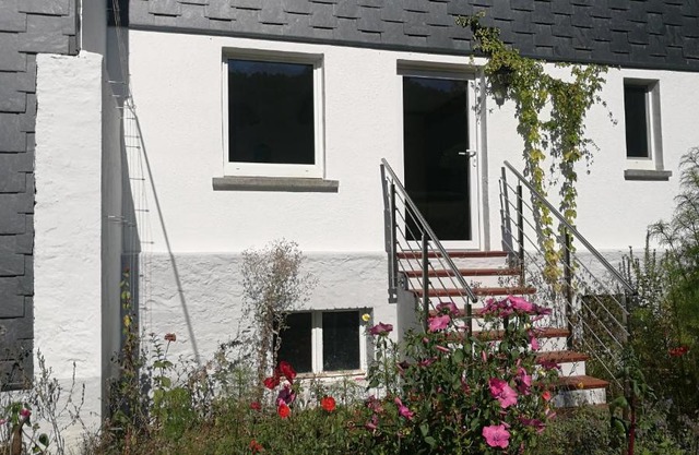 Historisches Ferienhaus "Schwalbennest" mit Eseln