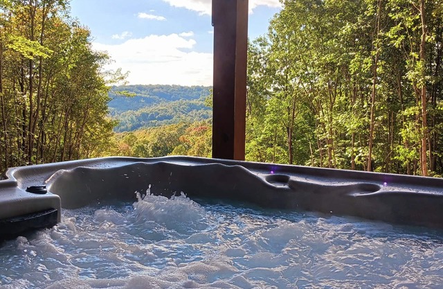 ⧫Hocking Hills Bearadise Ridge, Arcade, Large Decks, Bearific View!⬅