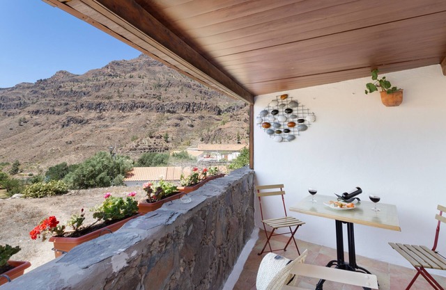 Holiday Home 'Vv Casa Frasquita' with Mountain Views, Private Terrace and Wi-Fi
