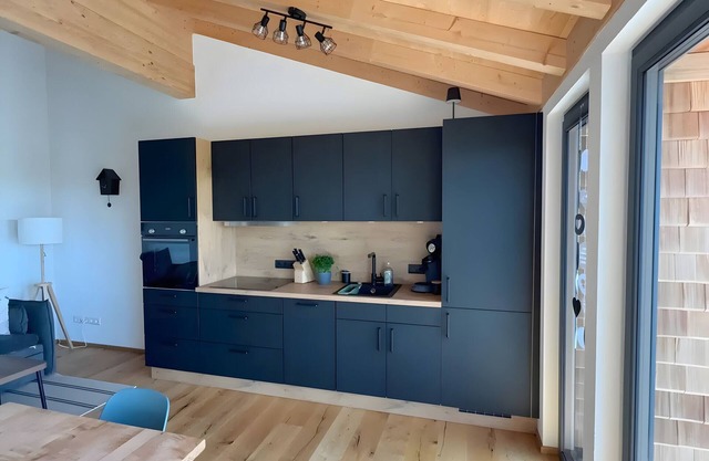 Holiday Apartment 'Spatzennest' with Mountain View, Balcony and Wi-Fi