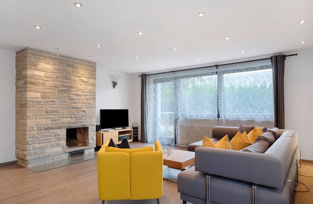 Holiday Home 'Obergfell, 110 Qm' with Private Terrace, Private Garden and Wi-Fi
