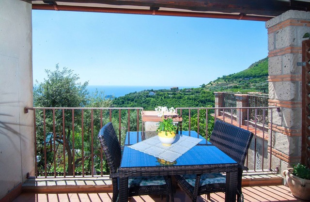 Holiday Apartment "Li Galli Romantica" with Sea View, Balcony & Wi-Fi