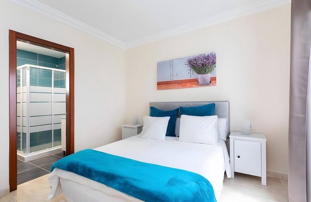 Holiday Apartment 'Aartamento Rolycar 202' with Wi-Fi