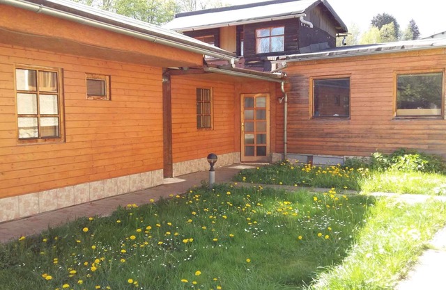 Holiday apartment with barbecue