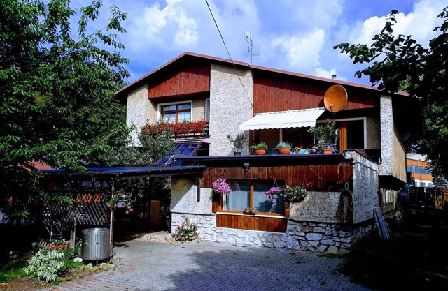Holiday apartment close to a skil ift with billiard and sauna