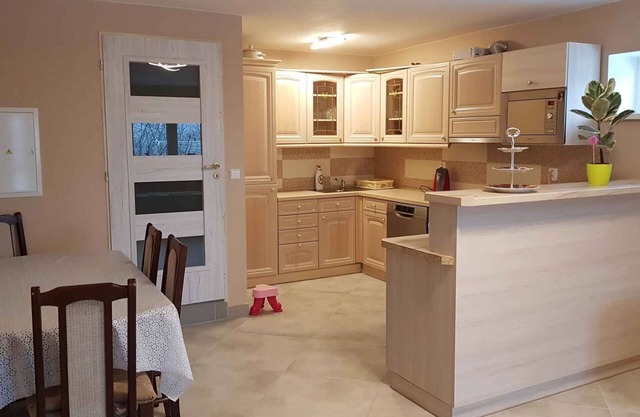 Holiday apartment with ski rental