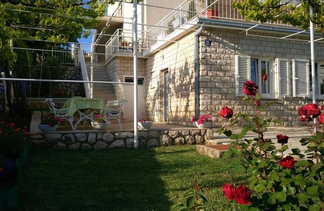 Holiday apartment with terrace and 150 m from the sea