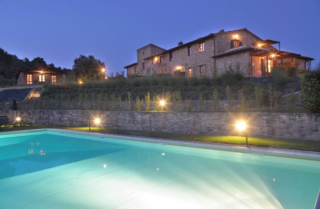 Holiday apartment with swimming pool and small farm