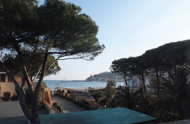 Holiday Apartment "Golden River 8" with Sea View