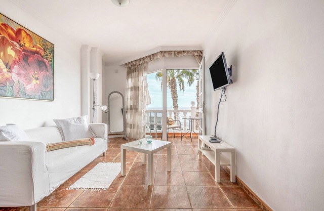 Holiday Apartment “Carla 2B” in Playa San Juan with Sea View & Wi-Fi