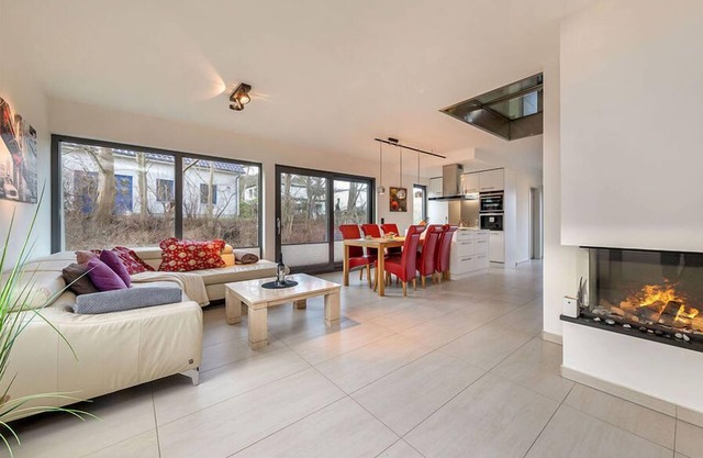 Holiday Apartment 1 Comfortable Vacation Home